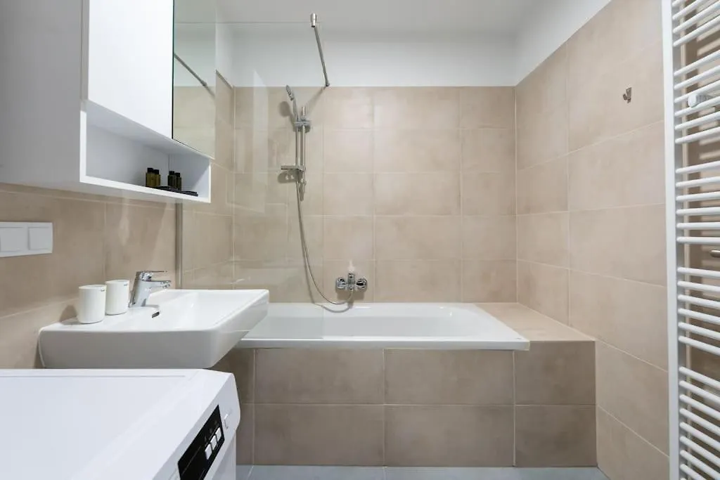Trendy 1Br, Direct City Access By Hm Βιέννη 0*,