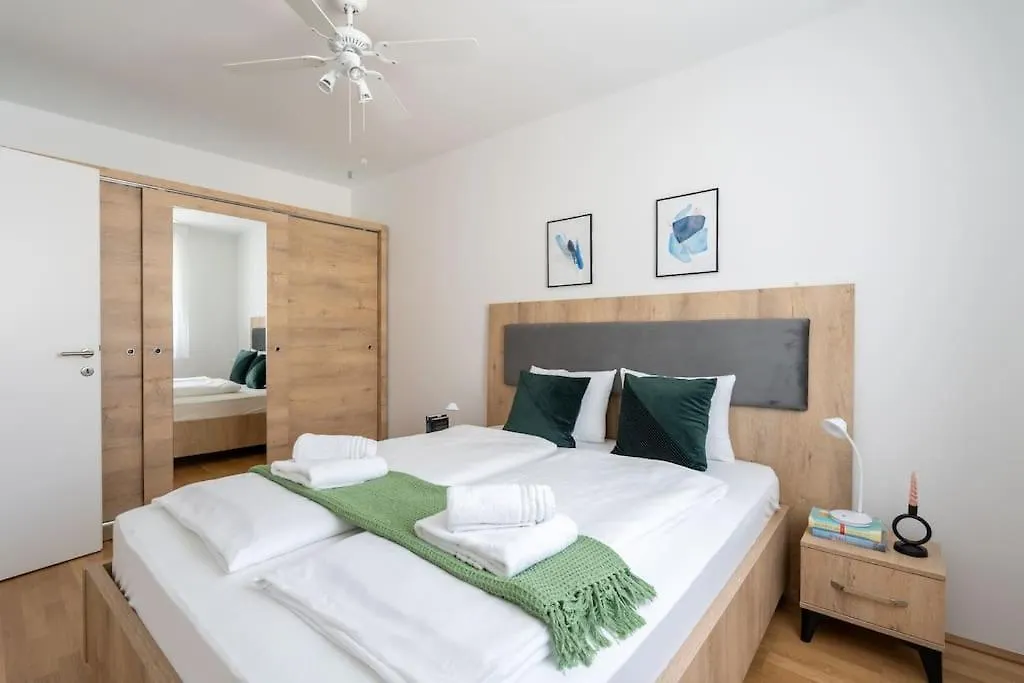 Trendy 1Br, Direct City Access By Hm location